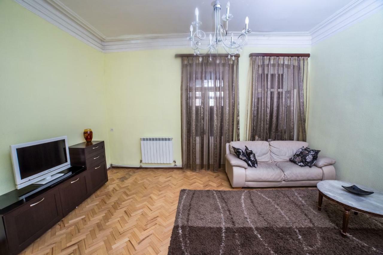 Gold District Apartment ティビリシ エクステリア 写真