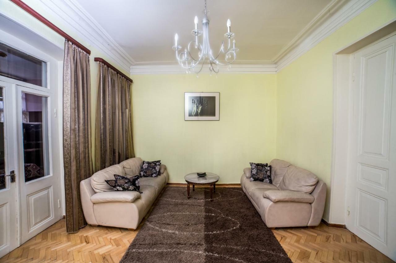 Gold District Apartment ティビリシ エクステリア 写真