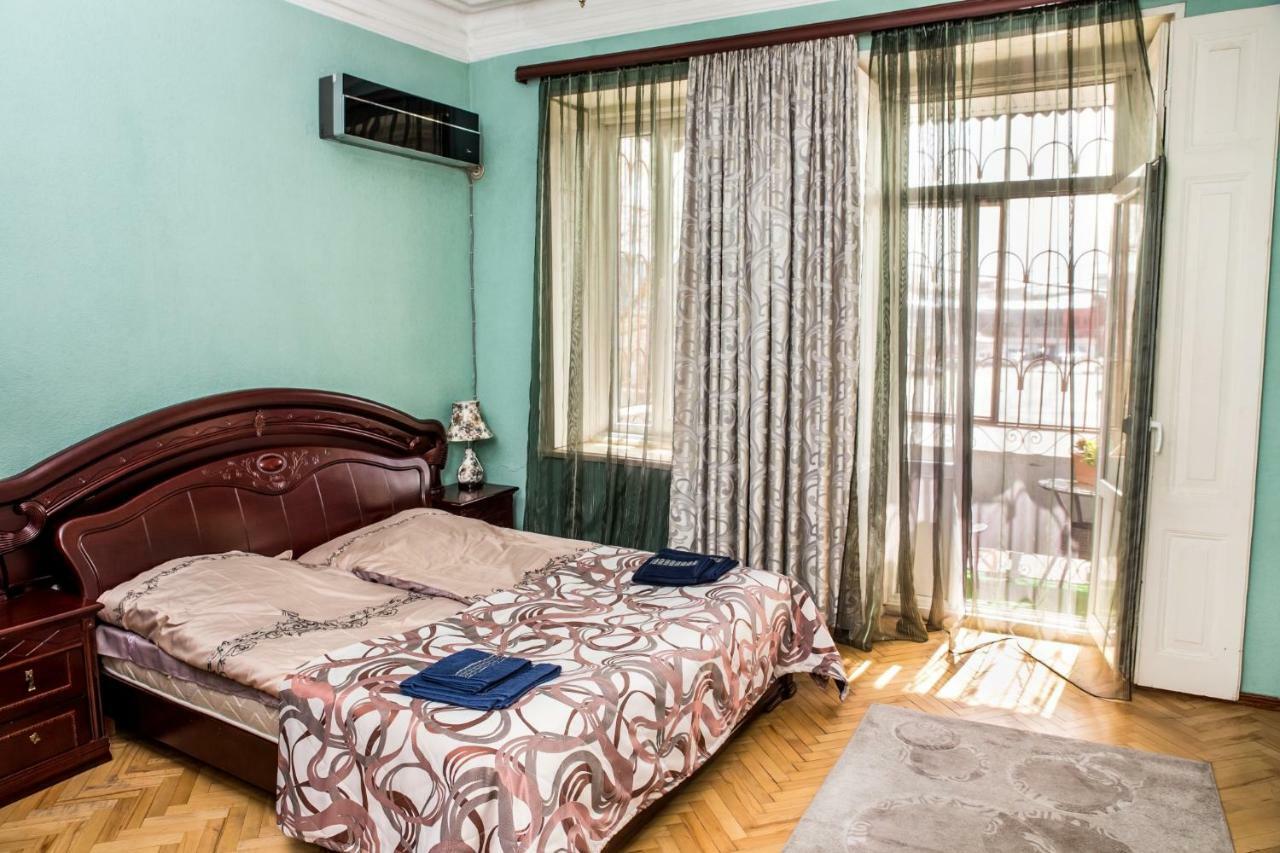 Gold District Apartment ティビリシ エクステリア 写真
